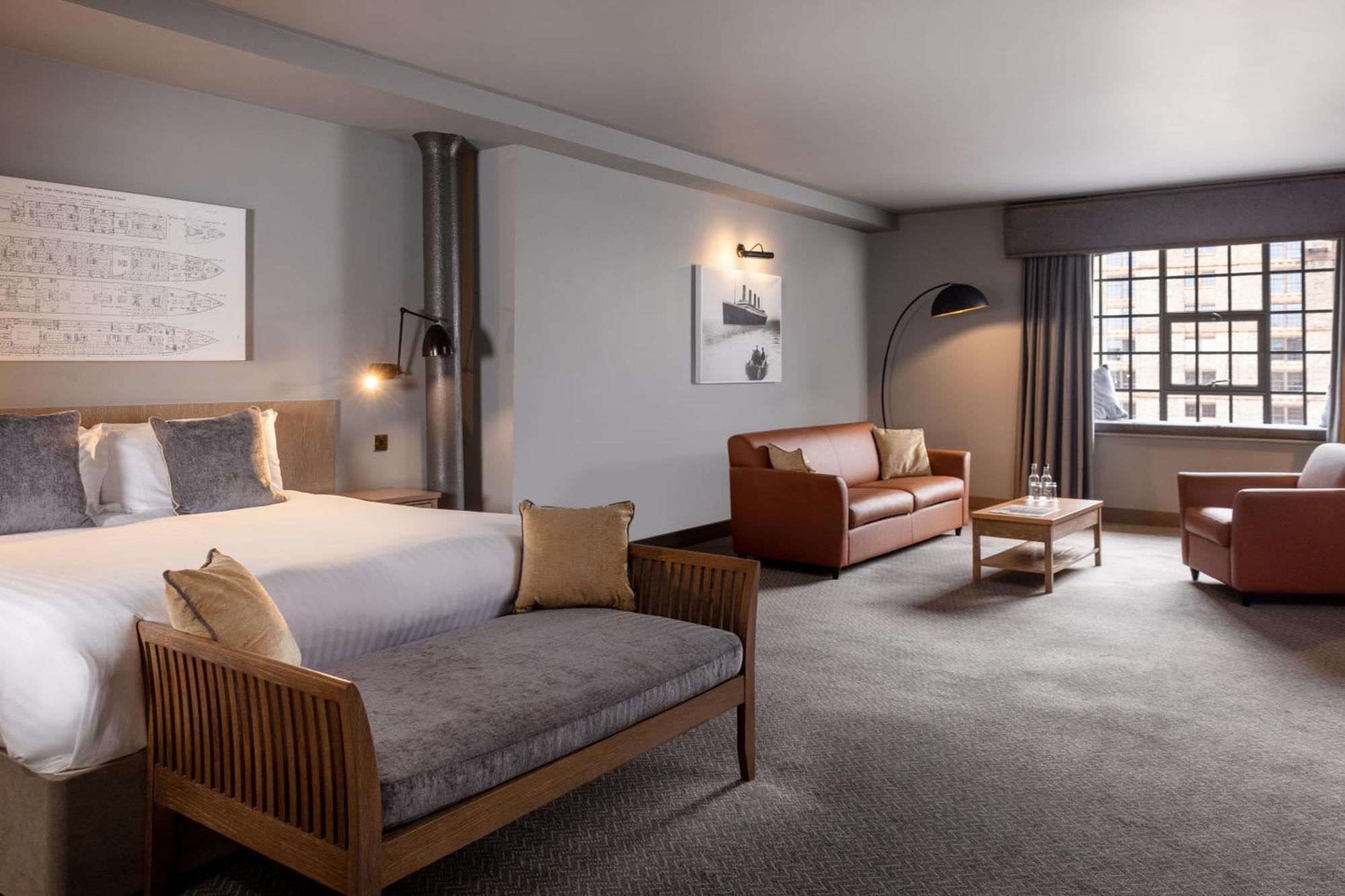 Titanic Hotel 4*